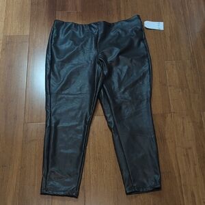 Wonderly High Rise Vegan Leather Black Leggings Petite